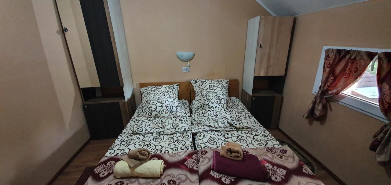 Balla House Bed and Breakfast Tărcaia Exterior foto