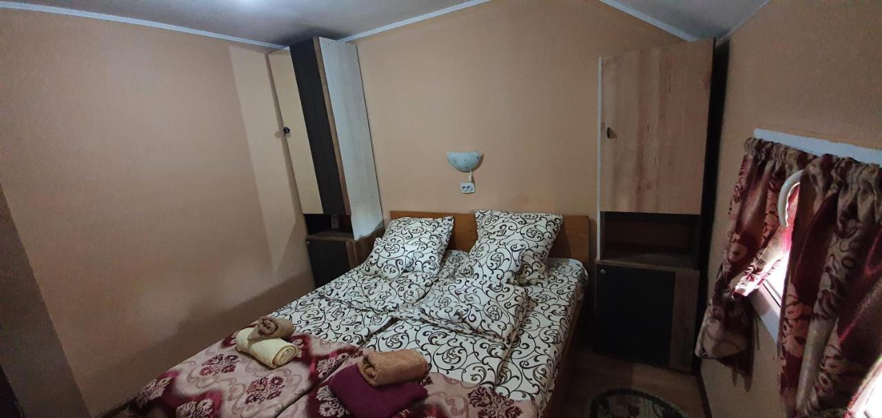 Balla House Bed and Breakfast Tărcaia Exterior foto