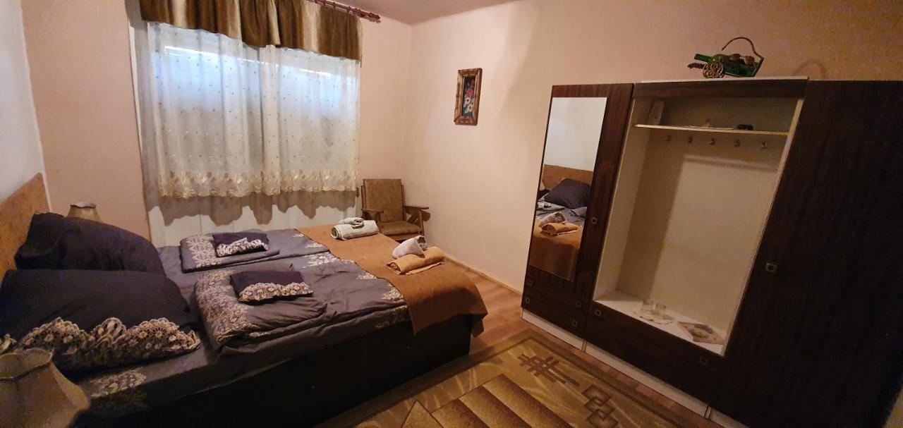 Balla House Bed and Breakfast Tărcaia Exterior foto
