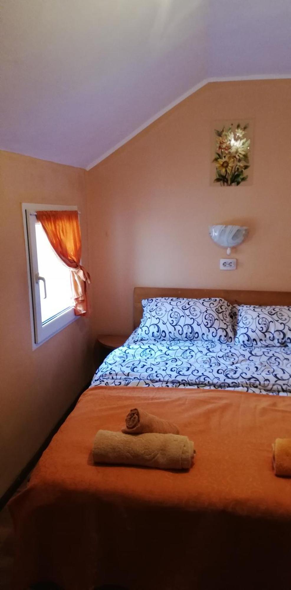 Balla House Bed and Breakfast Tărcaia Habitación foto